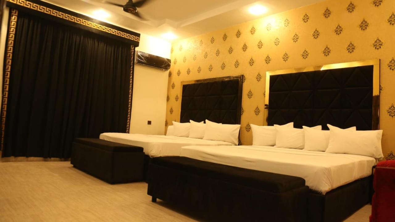 Hotel De Smart Multan Esterno foto
