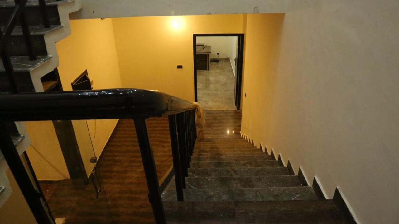 Hotel De Smart Multan Esterno foto