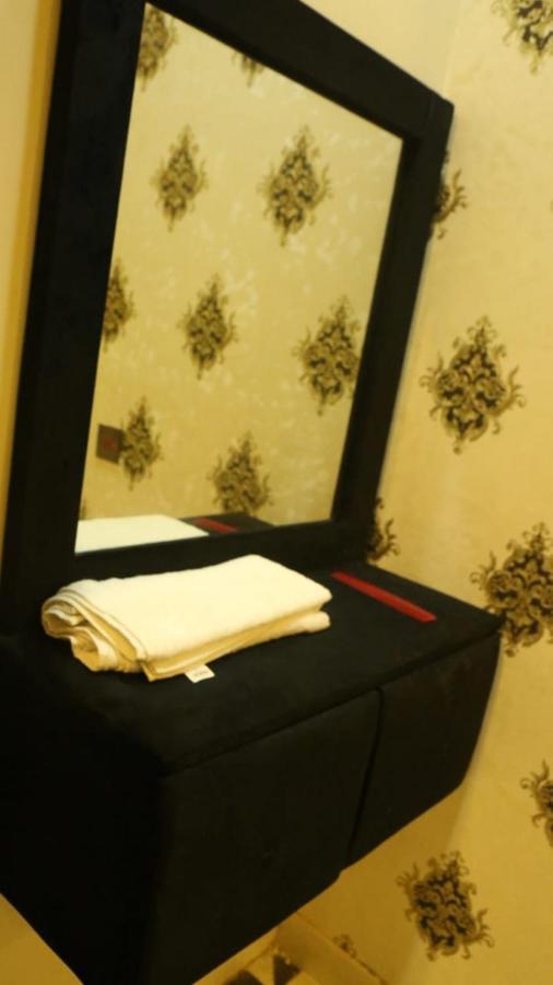 Hotel De Smart Multan Esterno foto