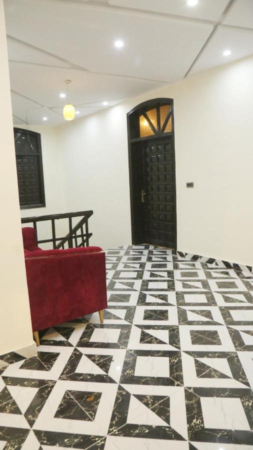 Hotel De Smart Multan Esterno foto